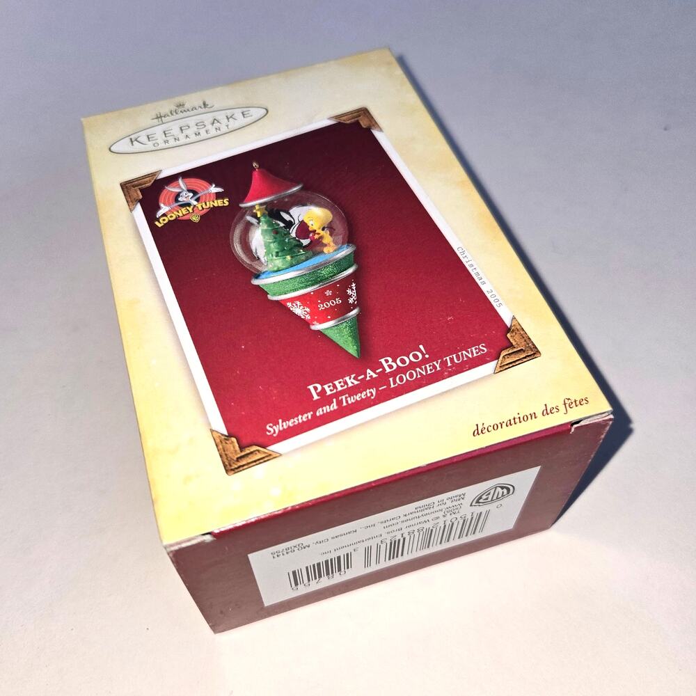 PEEKABOO Sylvester & Tweety Looney Tunes Hallmark Vintage Keepsake Ornament 2005